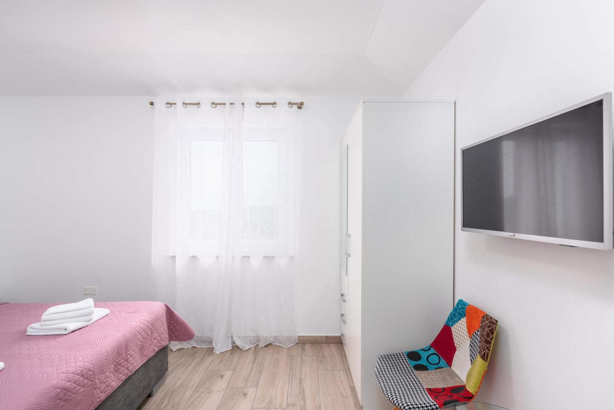Villa Buroli With Pool, Sauna And Jacuzzi Bagian luar foto